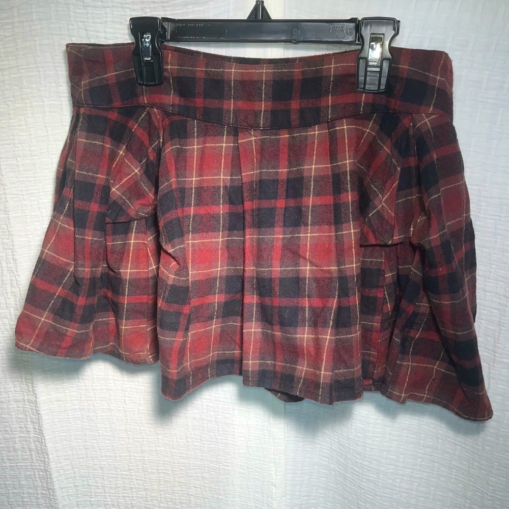 NWOT BDG Check Puff Kilt Miniskirt - Picture 4 of 9